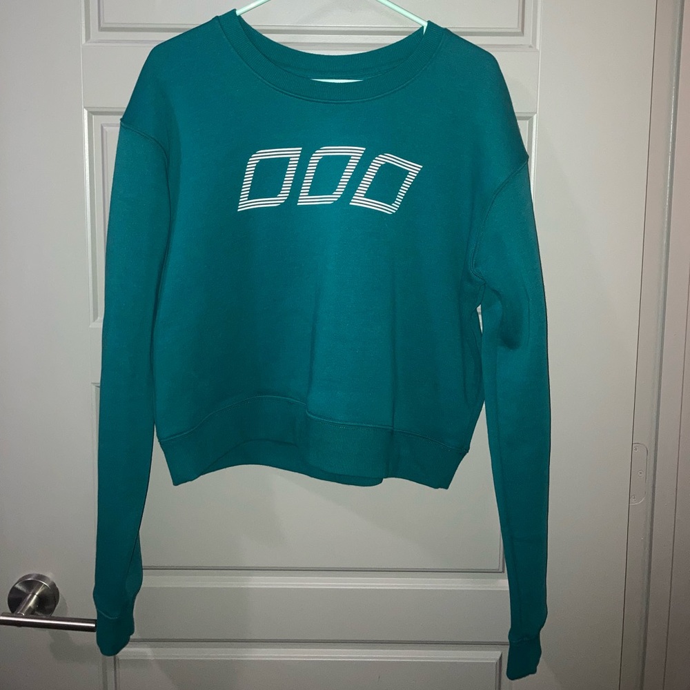 NWT Lorna Jane Iconic Cropped Sweat